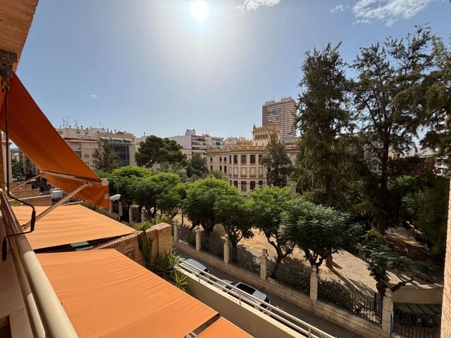 4 Zimmer Wohnung zu vermieten in Alicante / Alacant Stadt - 1.500 € (Ref: 10035450)