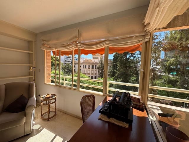 4 camera da letto Appartamento da affittare in Alicante città - 1.500 € (Rif: 10035450)