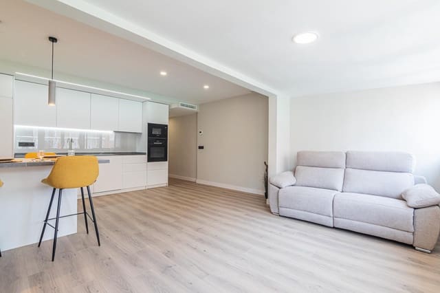 3 chambre Penthouse à vendre à Santa Pola - 399 000 € (Ref: 10037495)