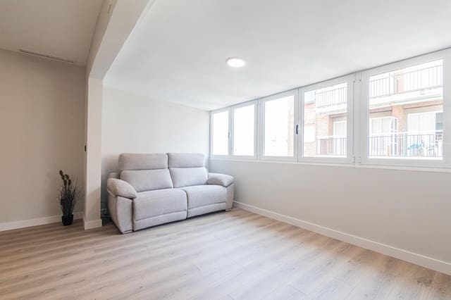 3 chambre Penthouse à vendre à Santa Pola - 399 000 € (Ref: 10037495)