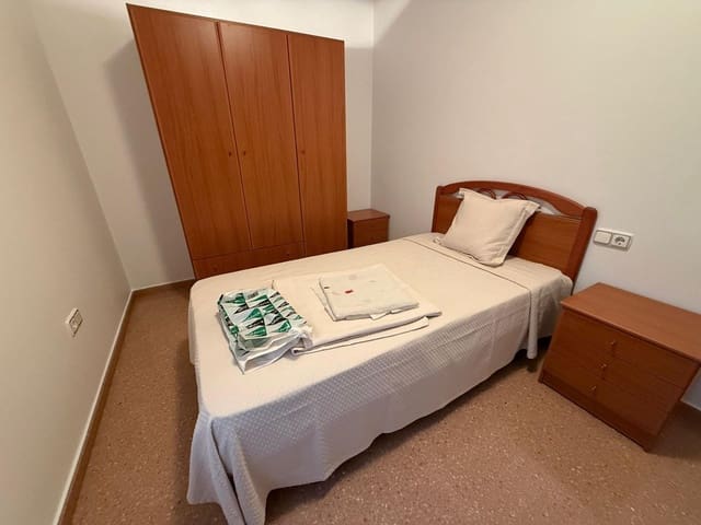 Appartement de 2 chambres à louer à Torrellano, Elche / Elx - 860 € (Ref: 10049376)