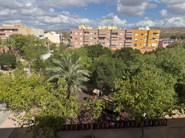 Piso de 2 habitaciones en Torrellano, Elche / Elx en alquiler con garaje - 860 € (Ref: 10049376)