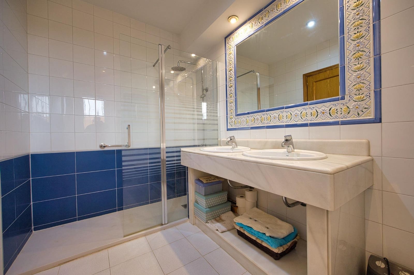 4 soverom Villa til salgs i Alicante by - € 585 000 (Ref: 10055364)