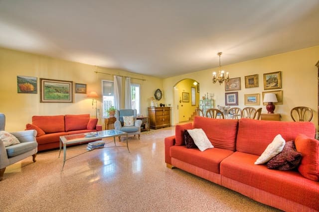 4 soverom Villa til salgs i Rabasa, Alicante by - € 585 000 (Ref: 10055364)