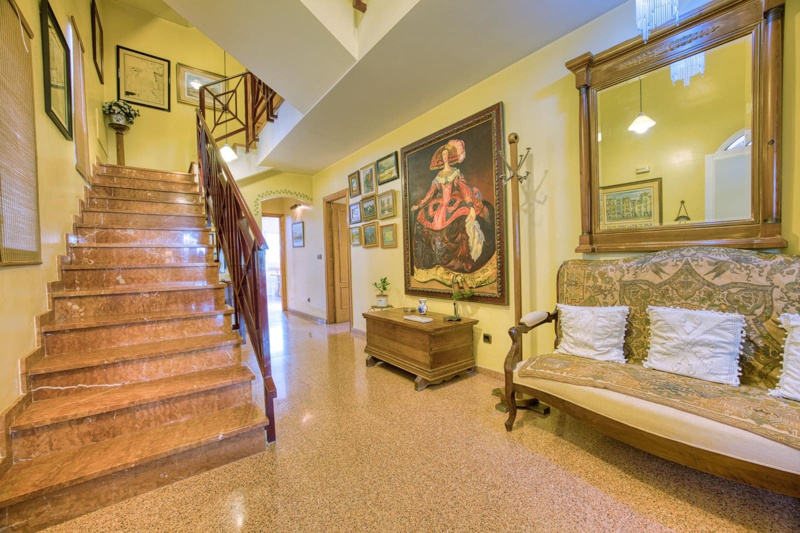 4 soverom Villa til salgs i Alicante by - € 585 000 (Ref: 10055364)