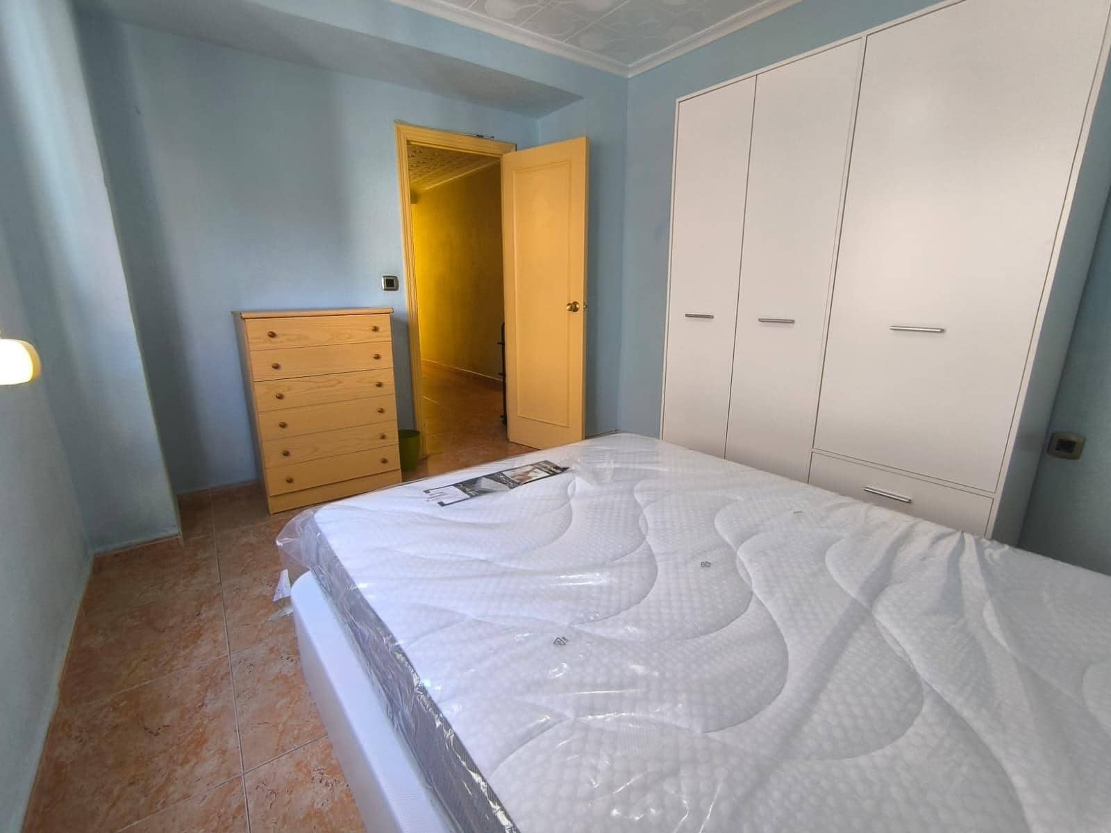 3 sypialnia Mieszkanie do wynajęcia w Miasto Alicante / Alacant - 900 € (Ref: 10068001)