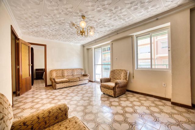 2 quarto Apartamento para venda em Alipark, Alicante cidade - 156 050 € (Ref: 10078439)