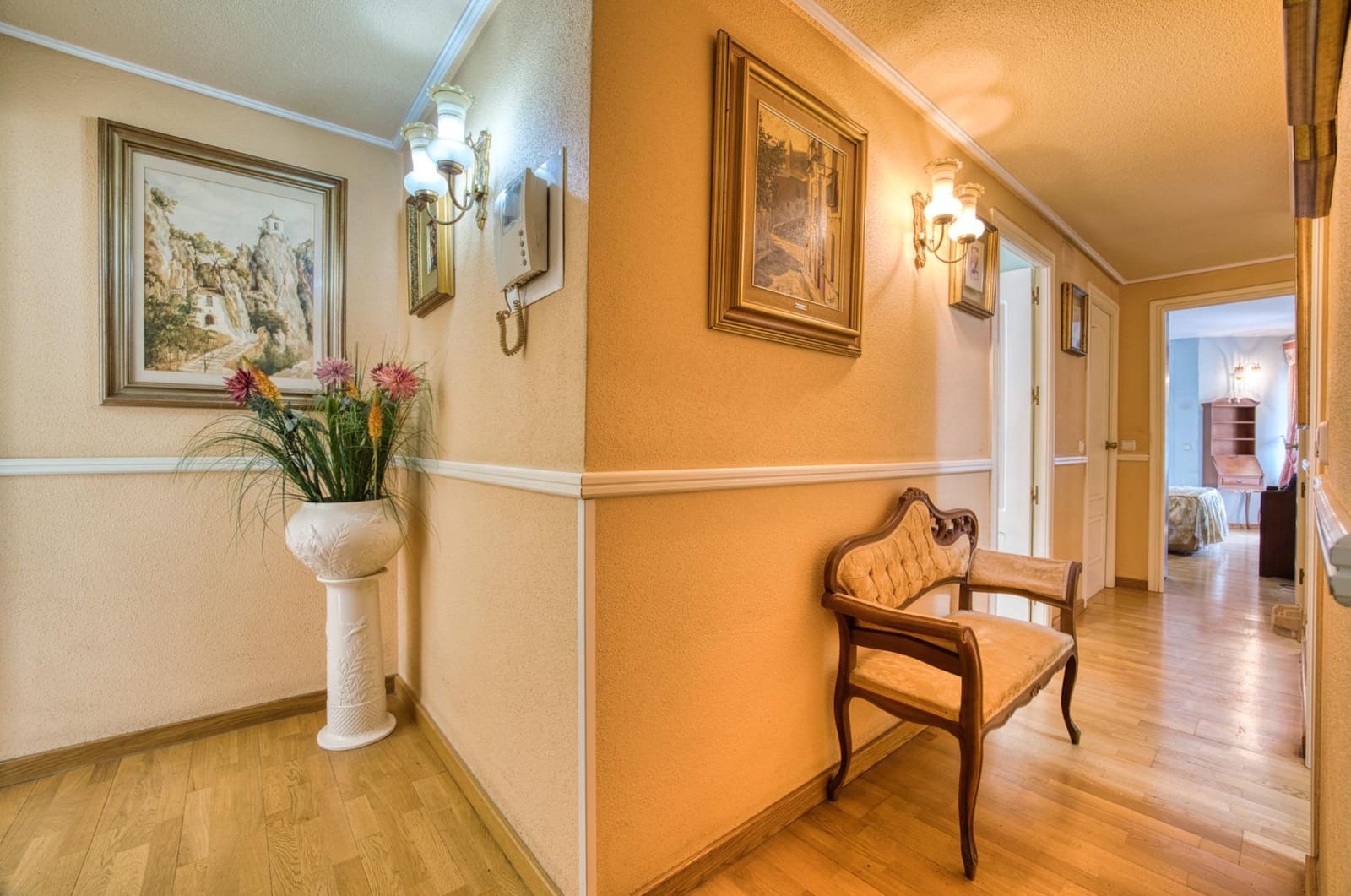 3 bedroom Flat for sale in Alicante / Alacant city with garage - € 345,400 (Ref: 10100246)