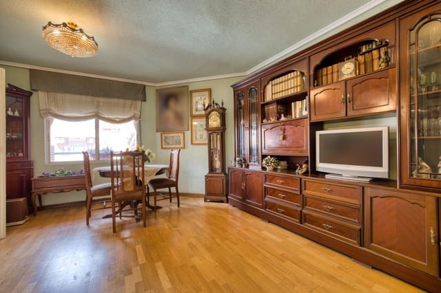3 slaapkamer Flat te koop in Alicante stad met garage - € 345.400 (Ref: 10100246)