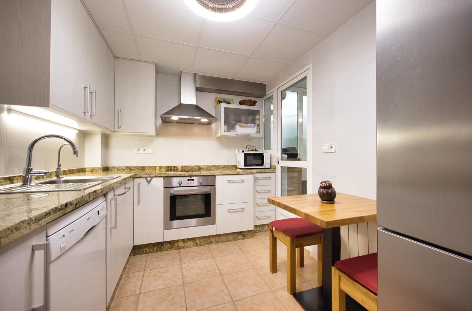 3 bedroom Flat for sale in Alicante / Alacant city with garage - € 397,000 (Ref: 10100247)