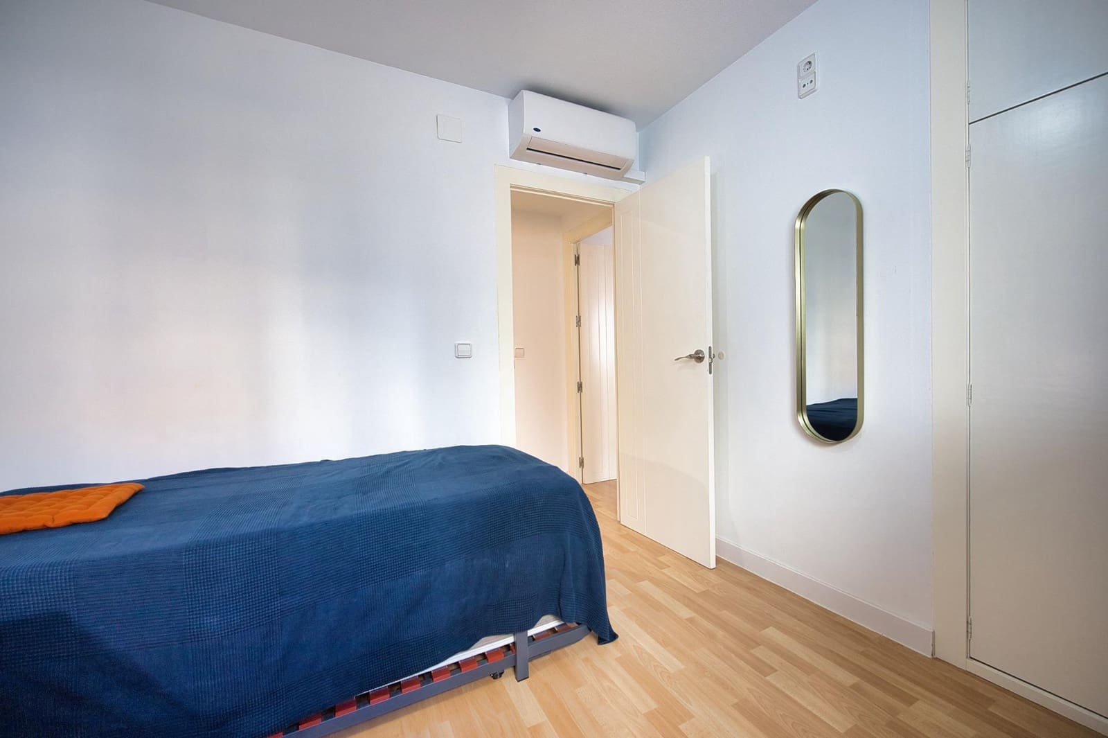 3 bedroom Flat for sale in Alicante / Alacant city with garage - € 397,000 (Ref: 10100247)