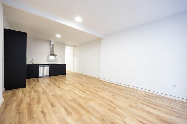 Bureau de 2 chambres à louer à Alicante ville - 1 000 € (Ref: 10109766)