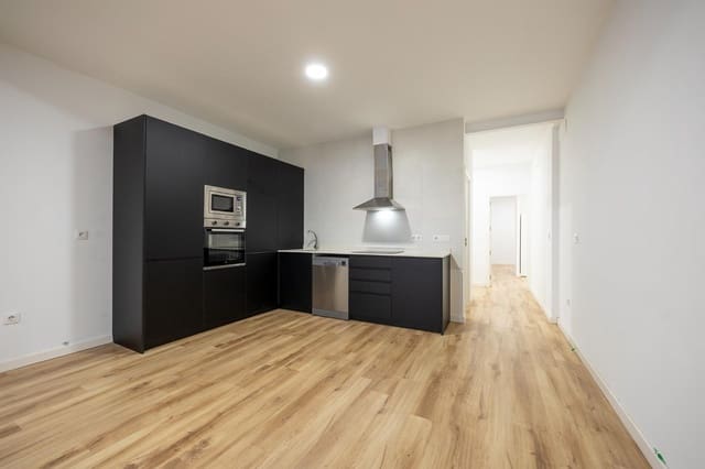 Bureau de 2 chambres à louer à Alicante ville - 1 000 € (Ref: 10109766)