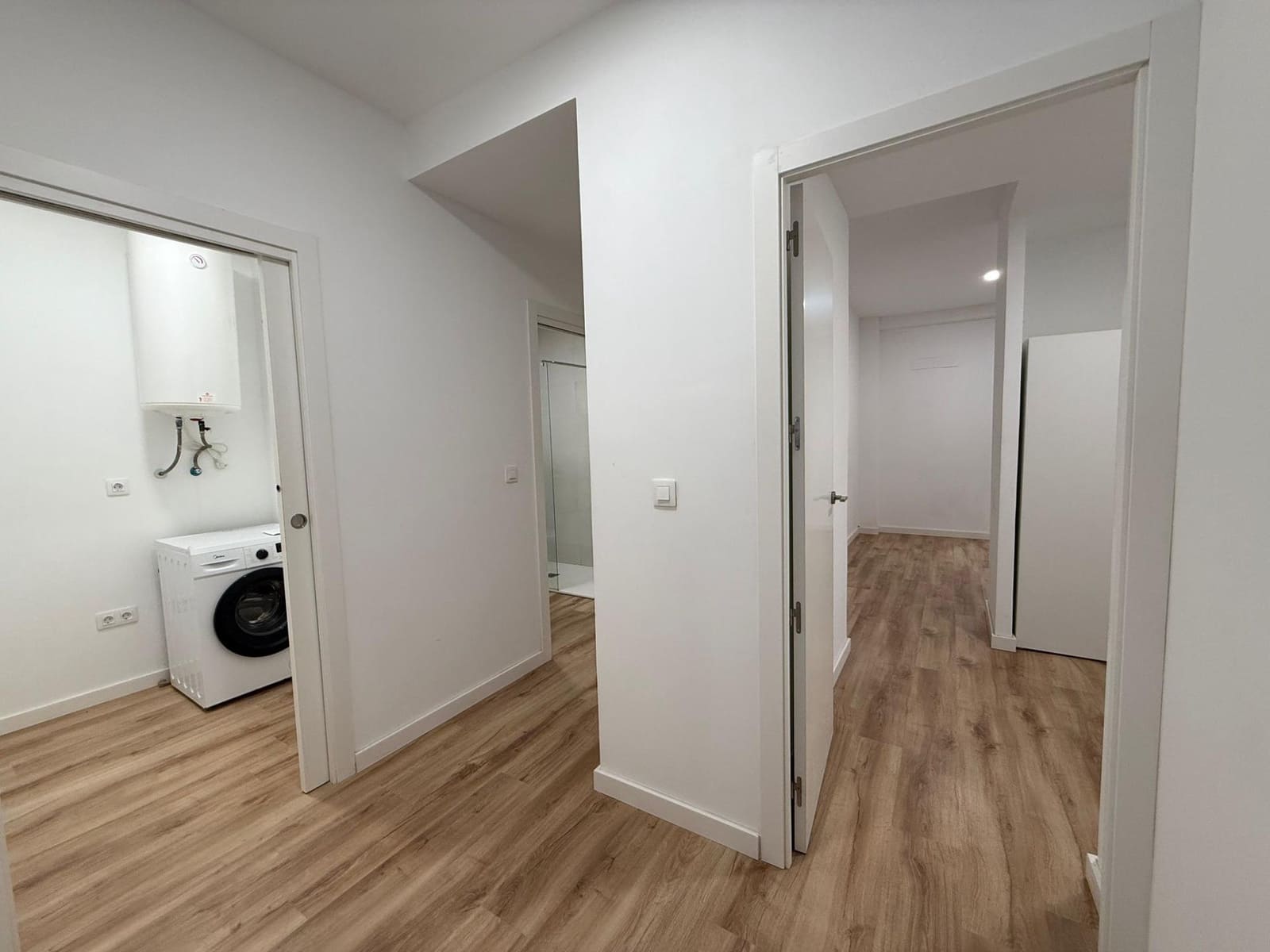 2 bedroom Office for rent in Alicante / Alacant city - € 1,000 (Ref: 10109766)