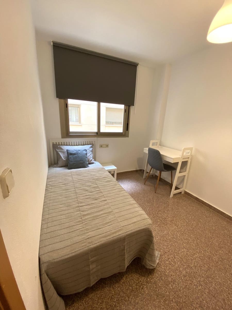 3 sovrum Lägenhet att hyra i San Vicente / Sant Vicent del Raspeig med garage - 900 € (Ref: 10139776)