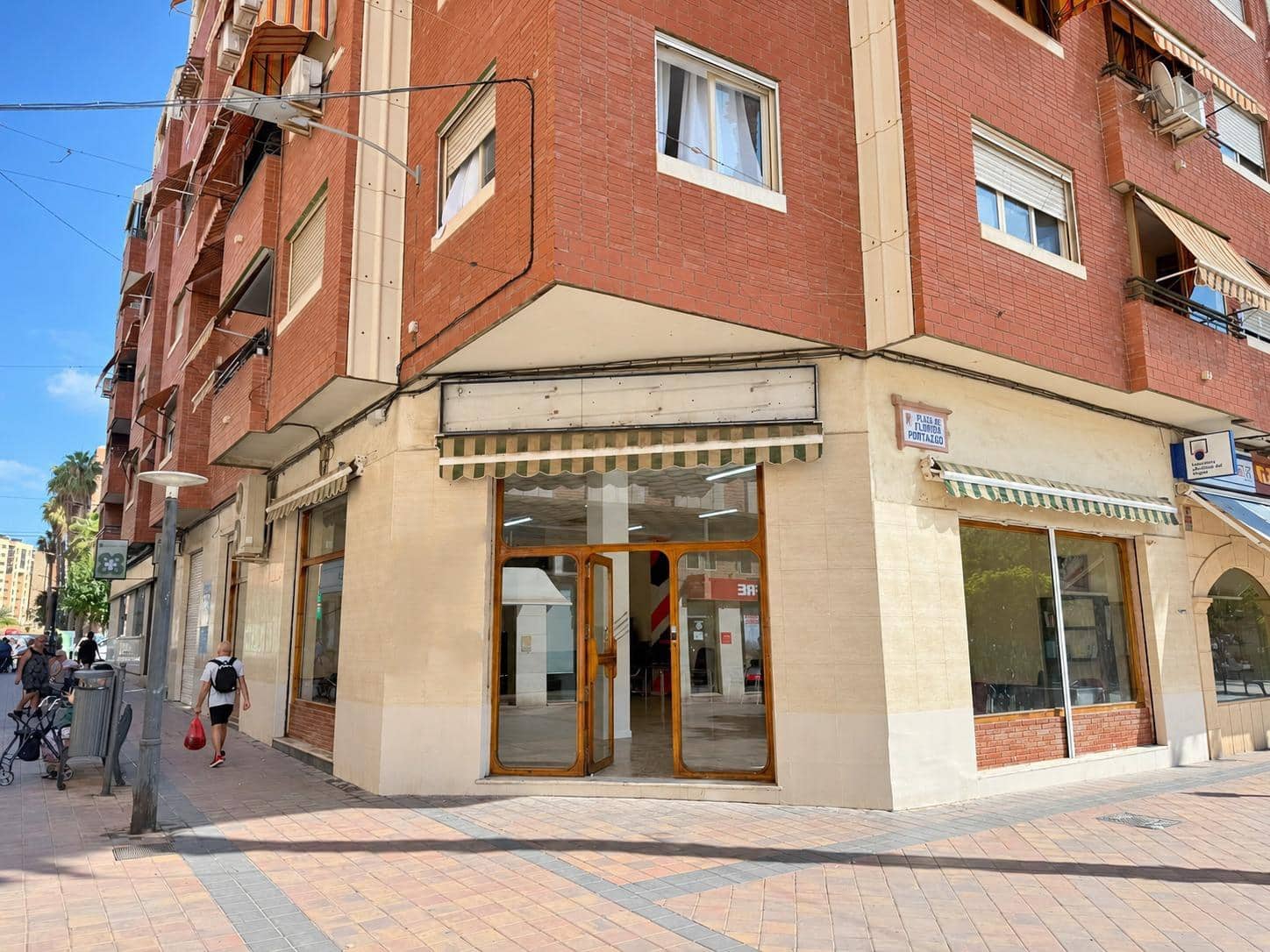 Local Comercial en Alicante / Alacant ciudad en venta - 299.000 € (Ref: 10139777)