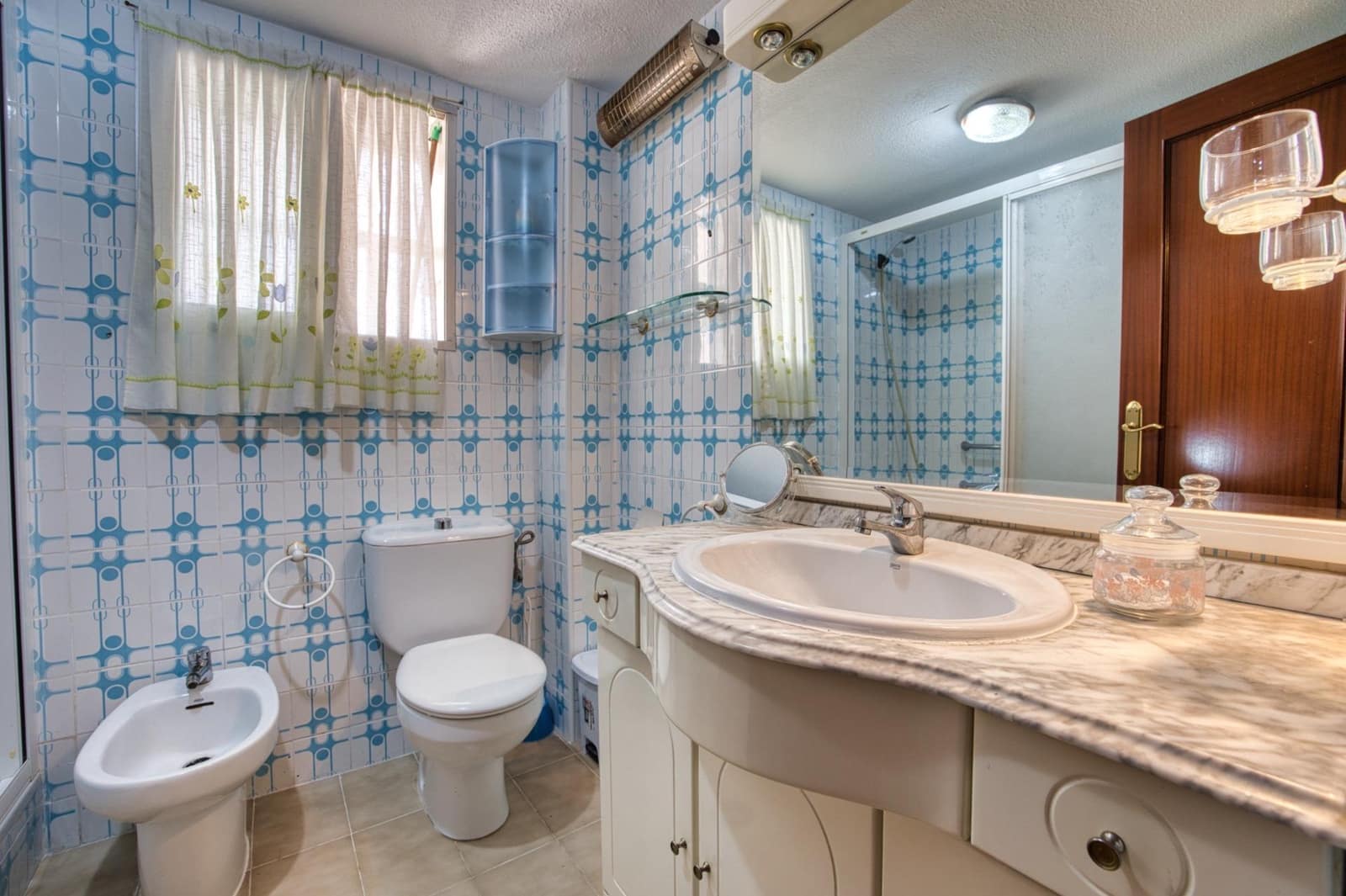 4 sovrum Lägenhet till salu i Alicante stad med pool garage - 280 000 € (Ref: 10151510)