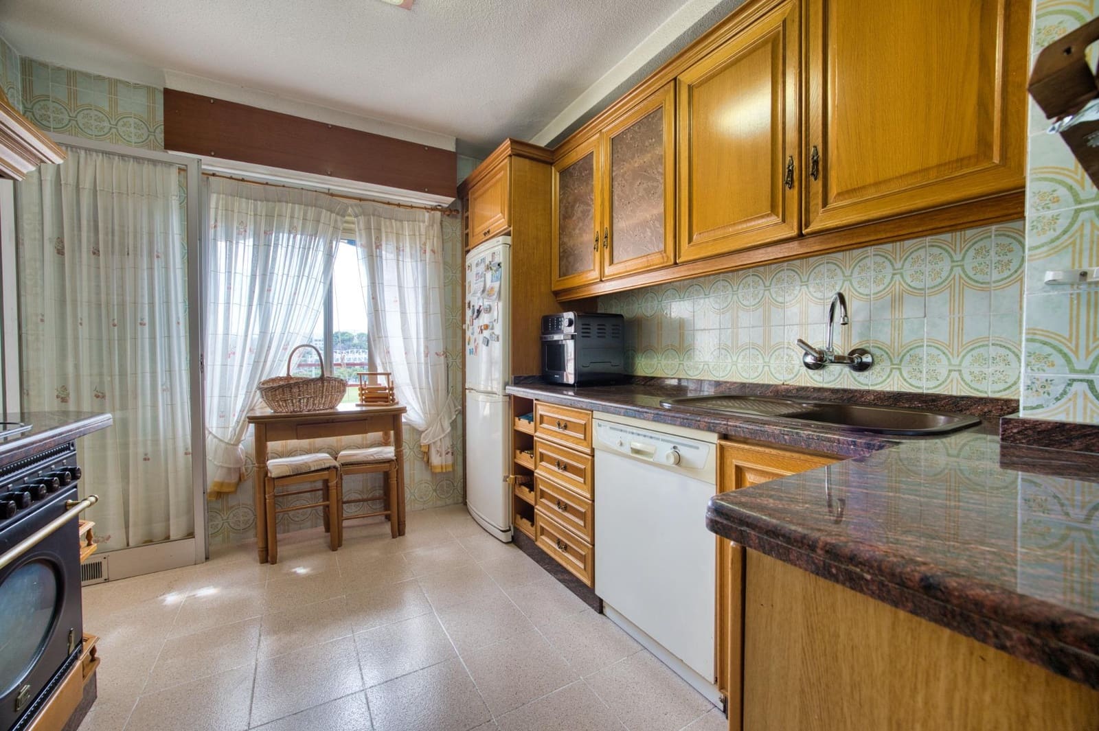 4 sovrum Lägenhet till salu i Alicante stad med pool garage - 280 000 € (Ref: 10151510)