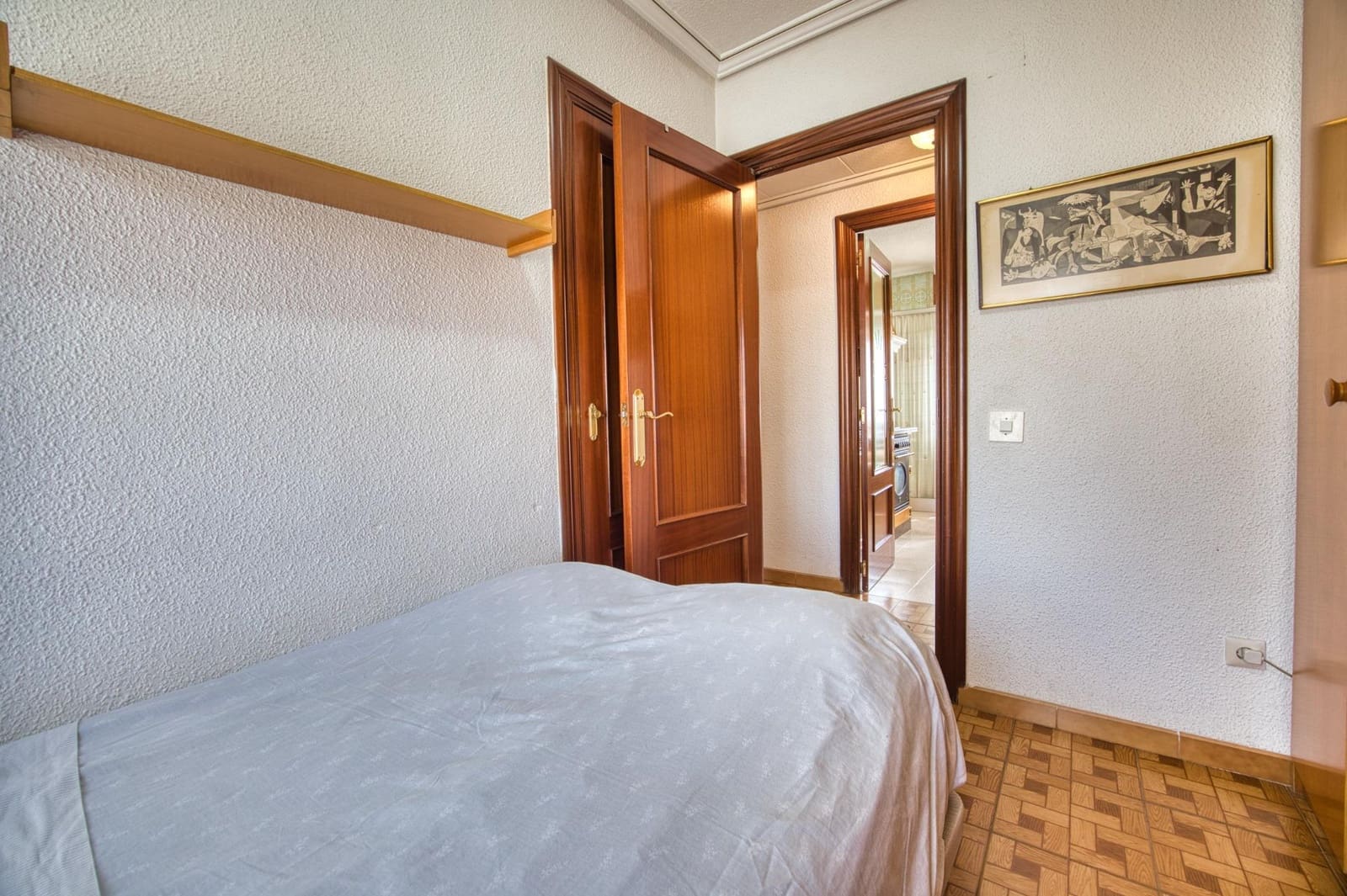 4 sovrum Lägenhet till salu i Alicante stad med pool garage - 280 000 € (Ref: 10151510)