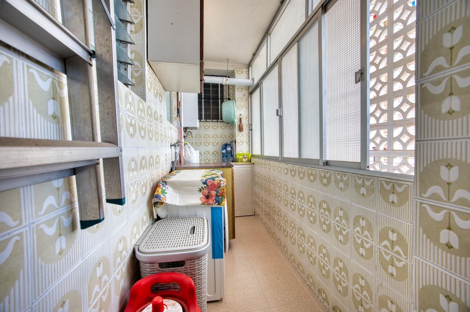 4 sovrum Lägenhet till salu i Alicante stad med pool garage - 280 000 € (Ref: 10151510)