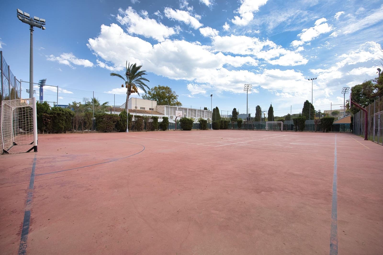 4 sovrum Lägenhet till salu i Alicante stad med pool garage - 280 000 € (Ref: 10151510)