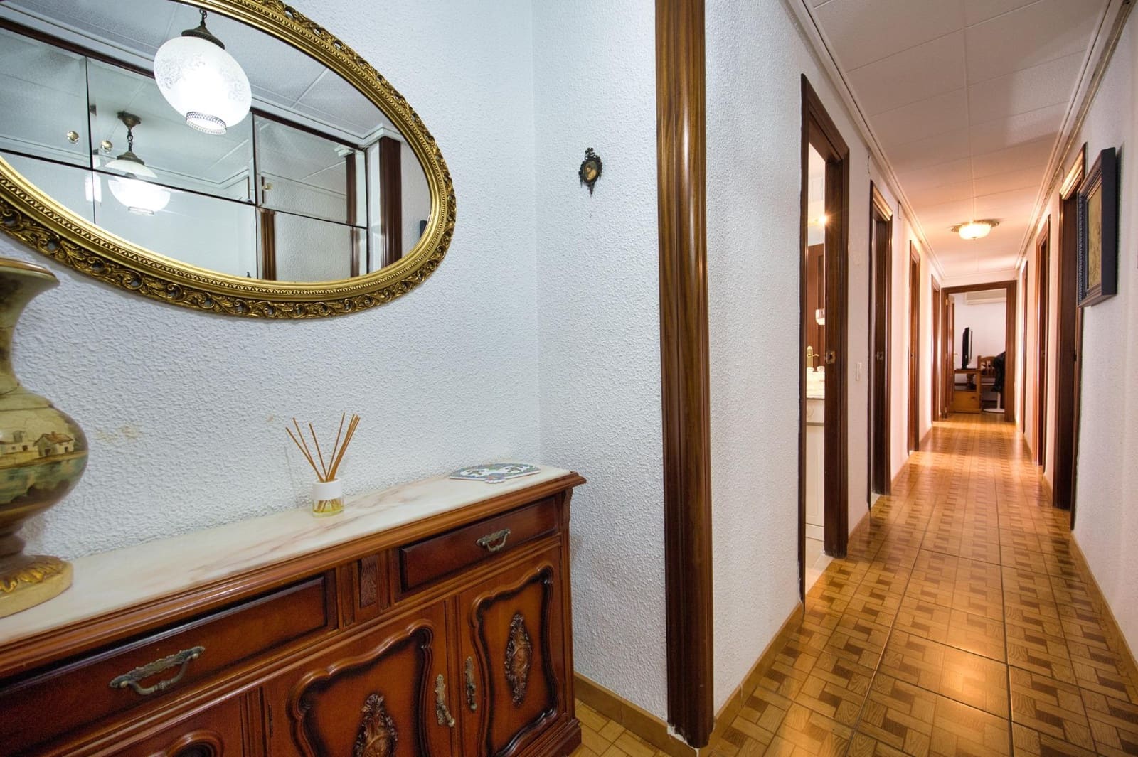 4 sovrum Lägenhet till salu i Alicante stad med pool garage - 280 000 € (Ref: 10151510)