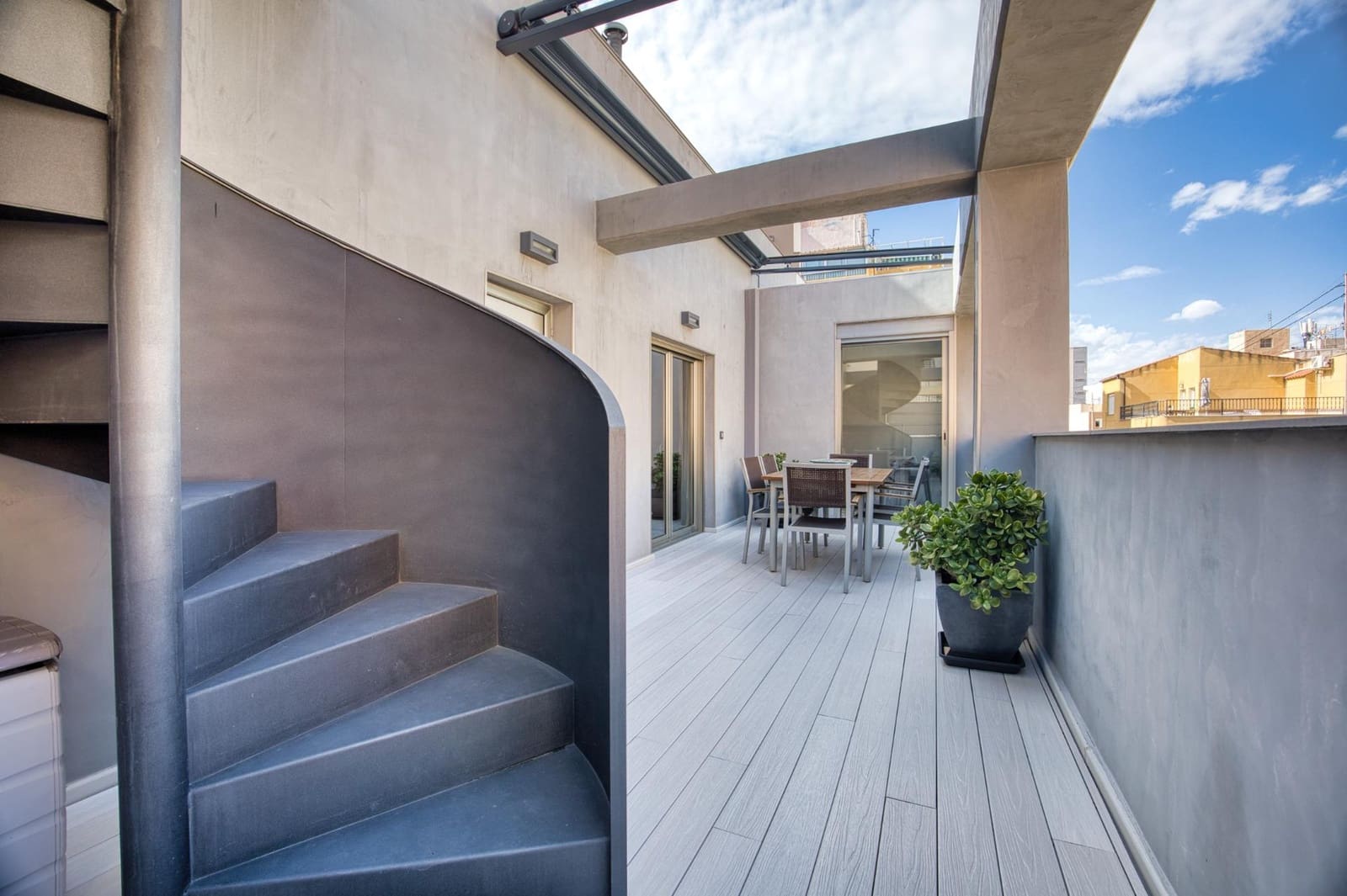 1 chambre Penthouse à vendre à Alicante ville - 460 000 € (Ref: 10151511)