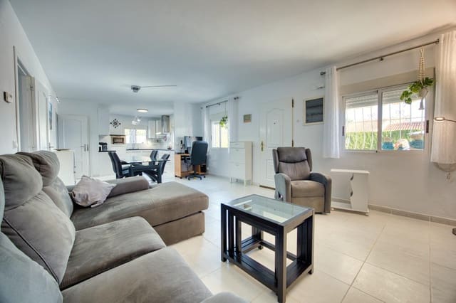 3 soveværelse Villa til salg i Busot med swimmingpool garage - € 380.000 (Ref: 10153690)