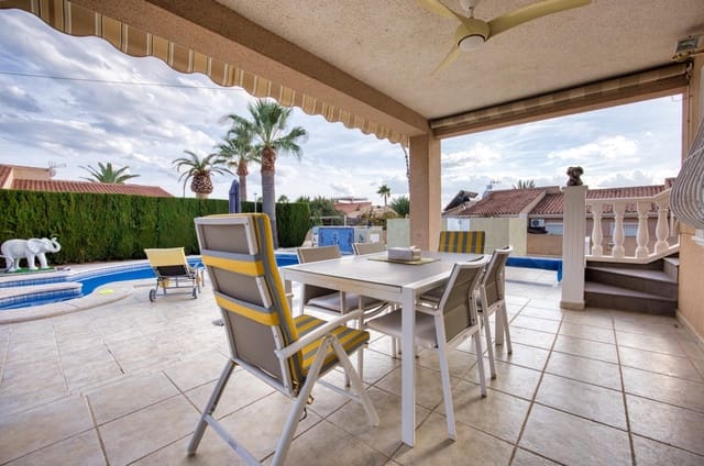 3 soveværelse Villa til salg i Busot med swimmingpool garage - € 380.000 (Ref: 10153690)