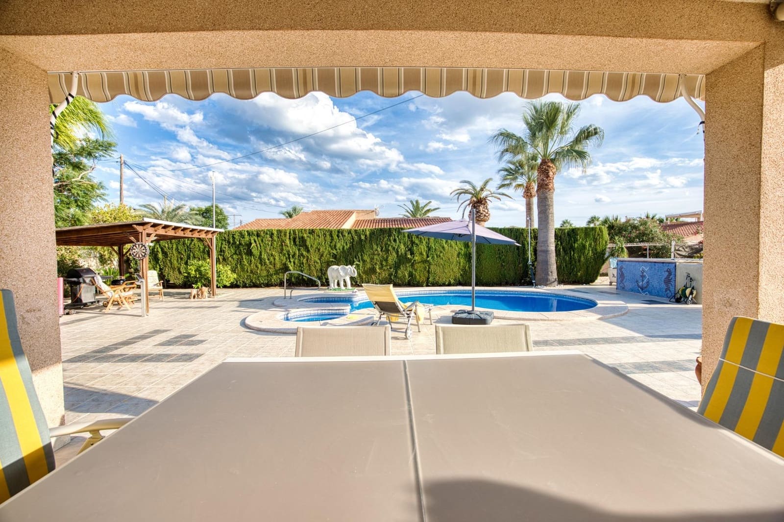 3 soveværelse Villa til salg i Busot med swimmingpool garage - € 380.000 (Ref: 10153690)