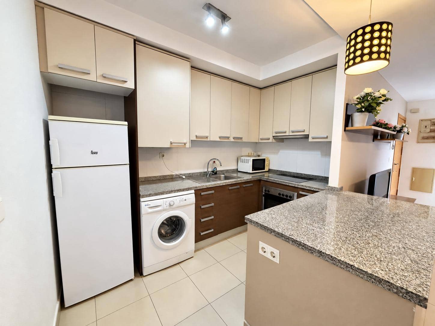 2 bedroom Flat for rent in San Vicente / Sant Vicent del Raspeig with garage - € 1,000 (Ref: 10159776)