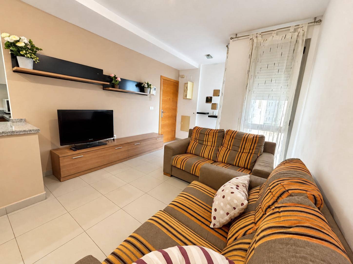 2 bedroom Flat for rent in San Vicente / Sant Vicent del Raspeig with garage - € 1,000 (Ref: 10159776)