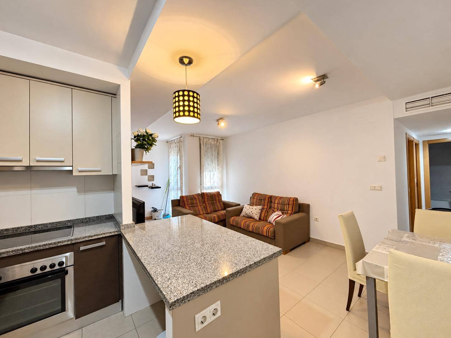 2 bedroom Flat for rent in San Vicente / Sant Vicent del Raspeig with garage - € 1,000 (Ref: 10159776)