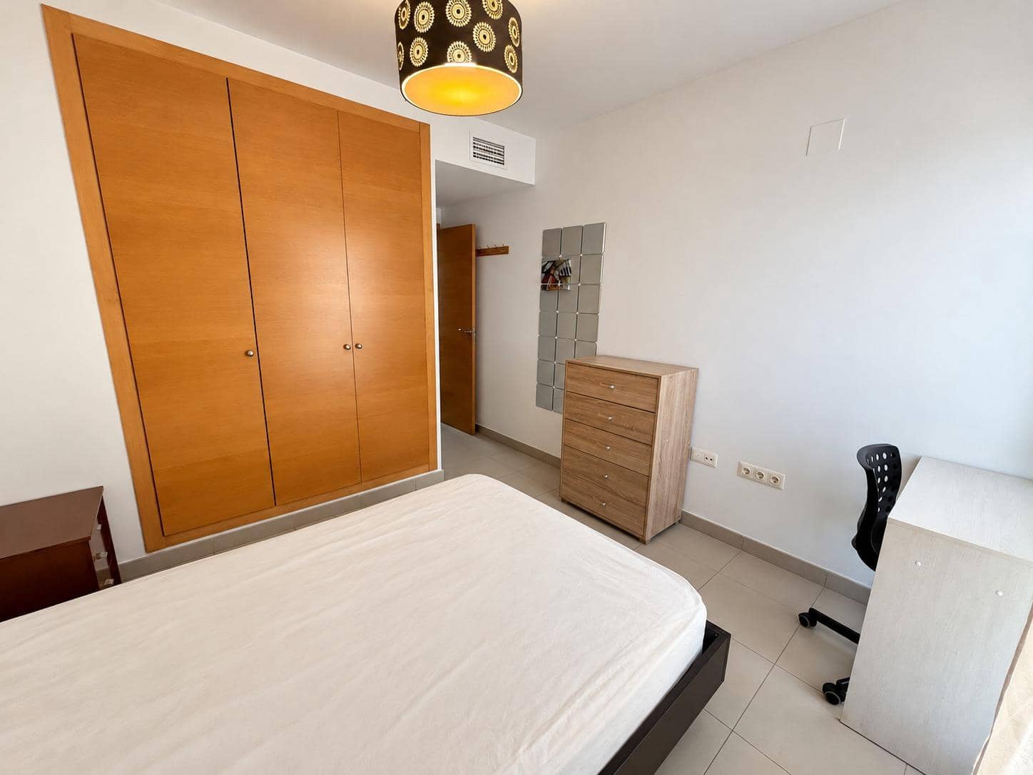 2 bedroom Flat for rent in San Vicente / Sant Vicent del Raspeig with garage - € 1,000 (Ref: 10159776)