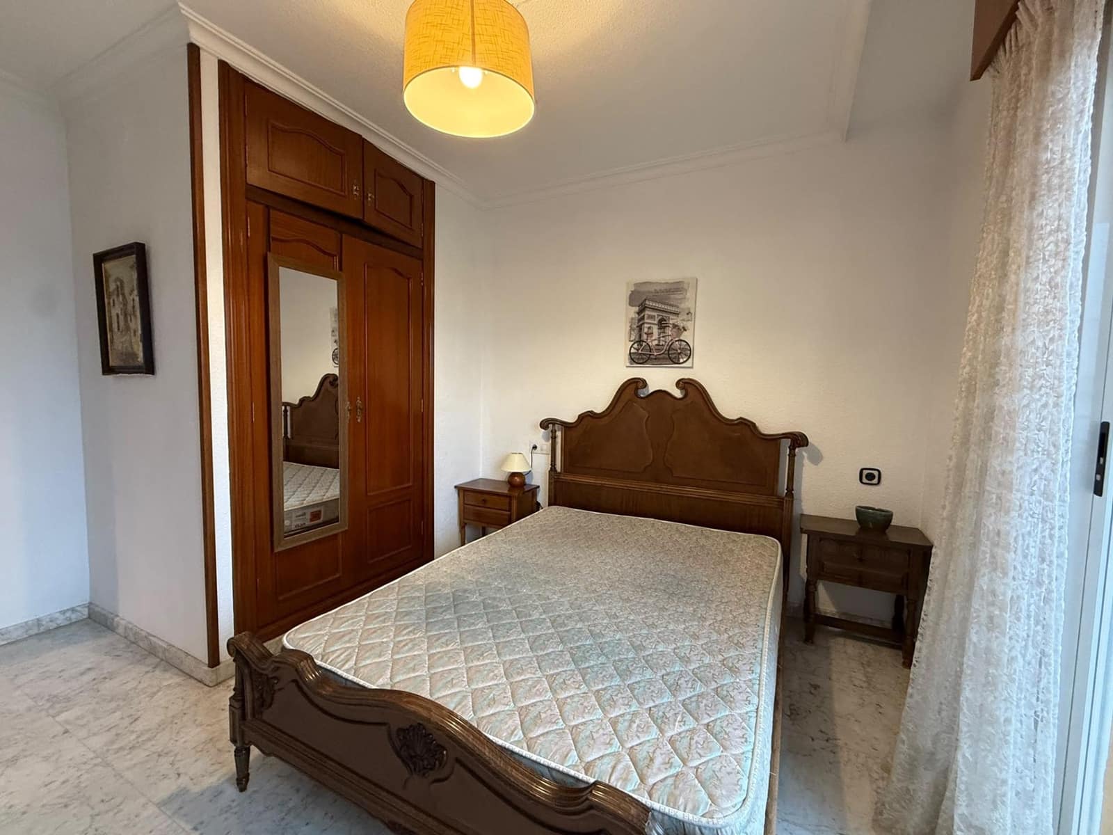 4 bedroom Flat for rent in Alicante / Alacant city - € 1,150 (Ref: 10161560)
