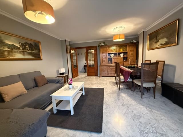 4 bedroom Flat for rent in Florida Baja, Alicante / Alacant city - € 1,150 (Ref: 10161560)