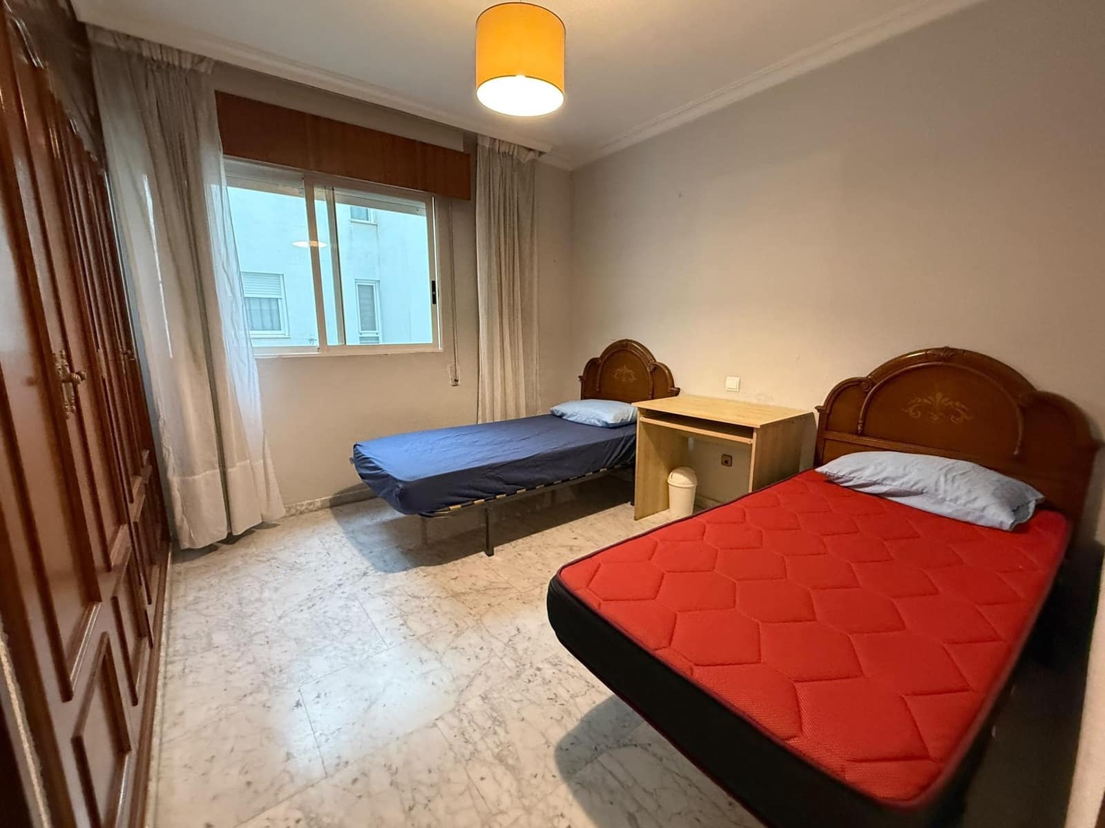 4 bedroom Flat for rent in Alicante / Alacant city - € 1,150 (Ref: 10161560)