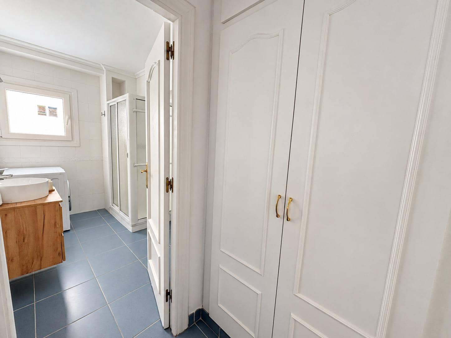 1 soverom Leilighet til salgs i Alicante by med svømmebasseng - € 245 000 (Ref: 10174027)