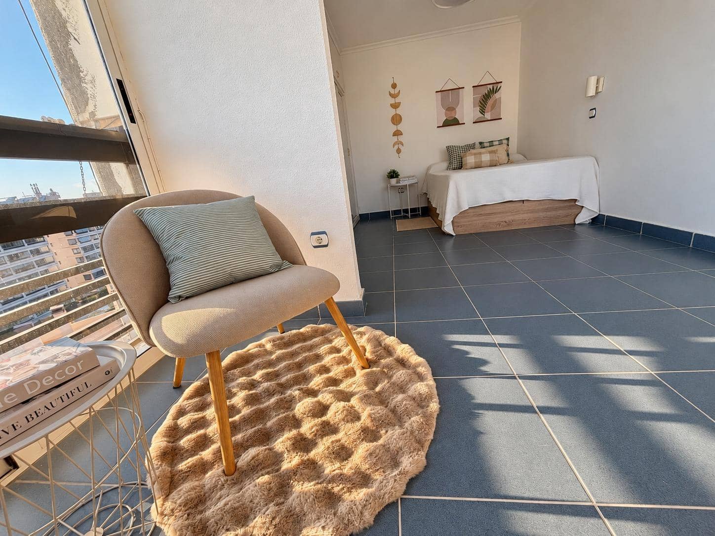 1 soverom Leilighet til salgs i Alicante by med svømmebasseng - € 245 000 (Ref: 10174027)