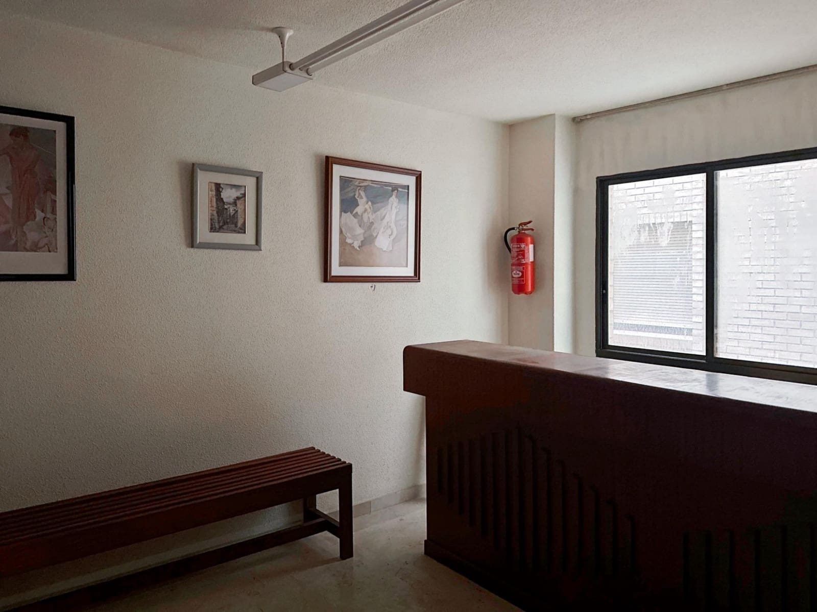 Kommersiell til salgs i Alicante by - € 190 000 (Ref: 9276596)