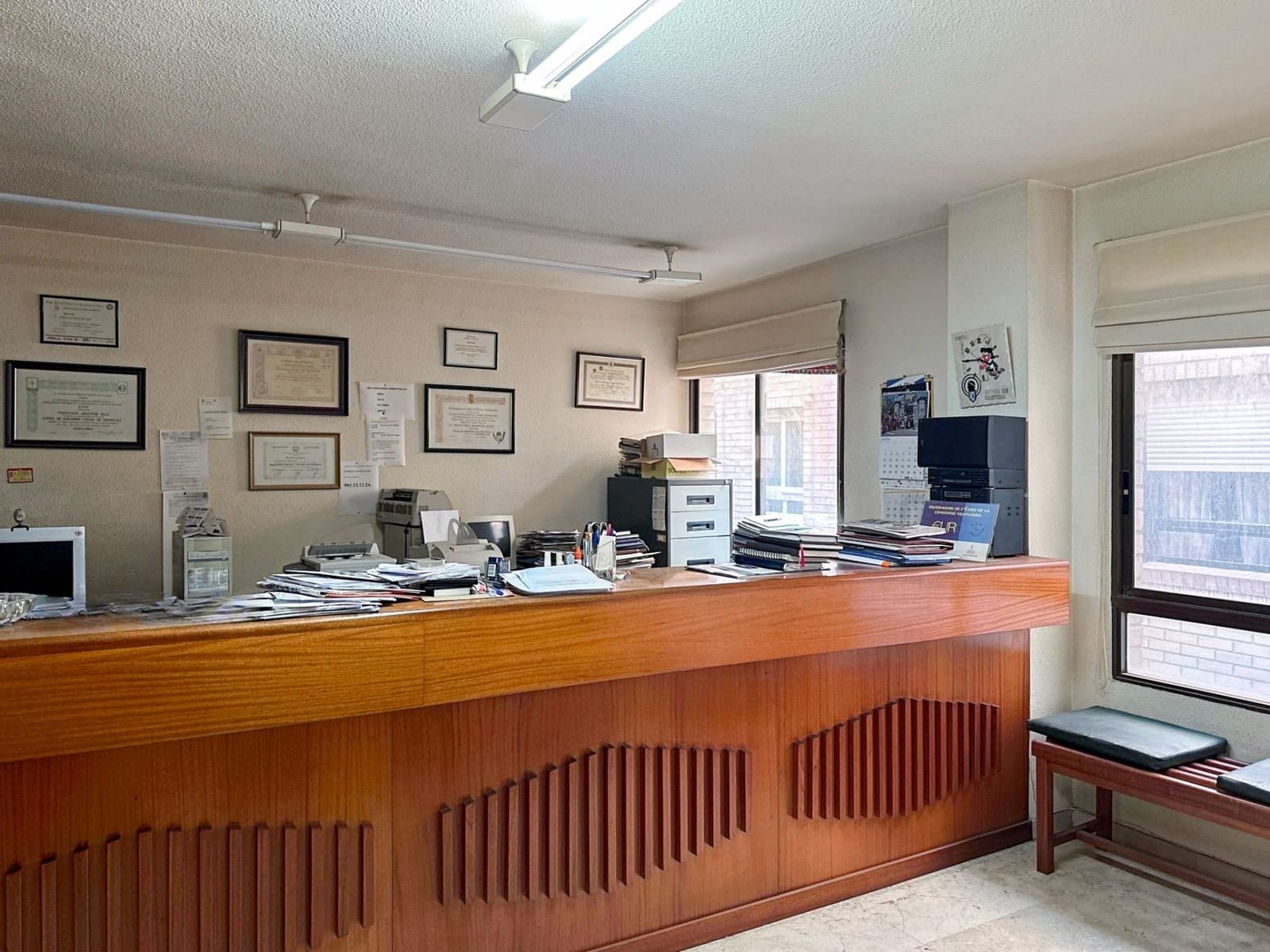 Commercieel te koop in Alicante stad - € 220.000 (Ref: 9276597)