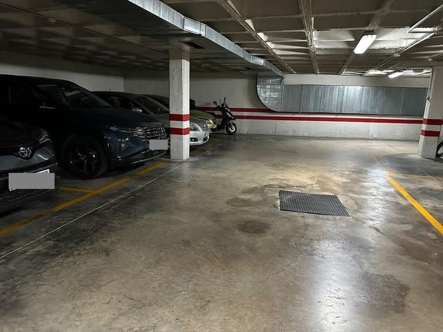 Garage à vendre à Alicante ville - 14 000 € (Ref: 9276598)