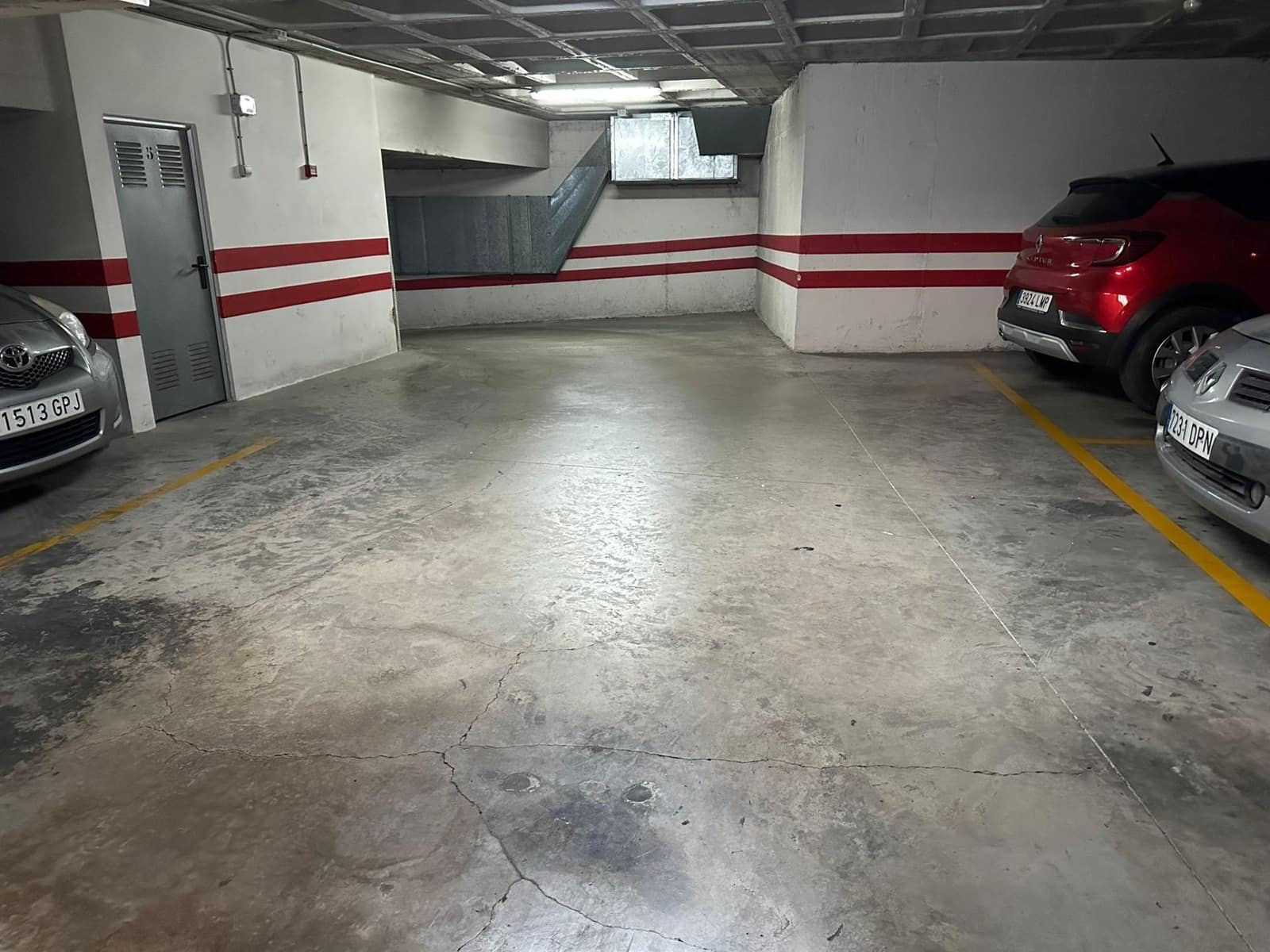Garage for sale in Alicante / Alacant city - € 14,000 (Ref: 9276598)