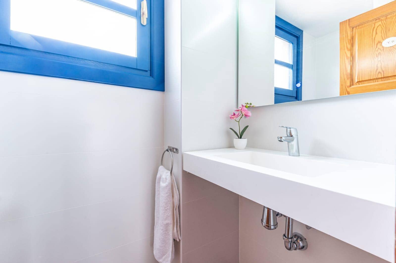 8 soveværelse Villa til salg i Alicante by med swimmingpool garage - € 1.400.000 (Ref: 9276599)