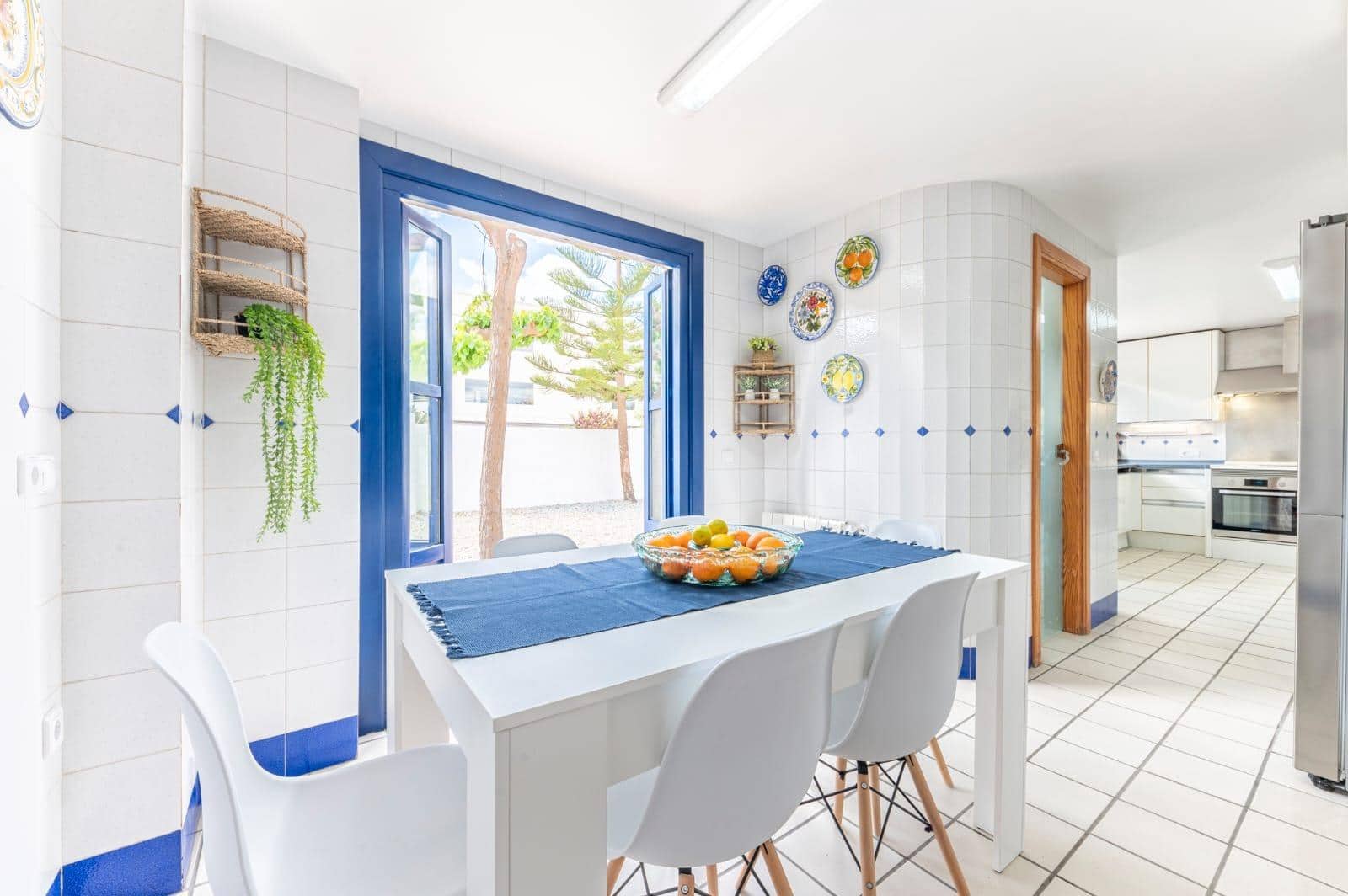 8 soveværelse Villa til salg i Alicante by med swimmingpool garage - € 1.400.000 (Ref: 9276599)