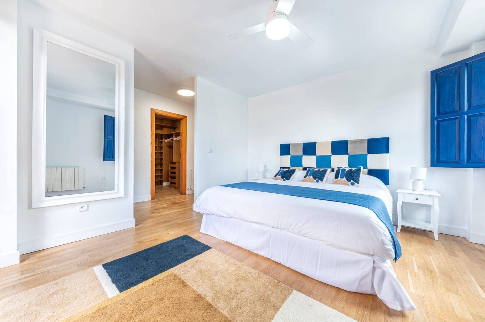 8 soveværelse Villa til salg i Alicante by med swimmingpool garage - € 1.400.000 (Ref: 9276599)