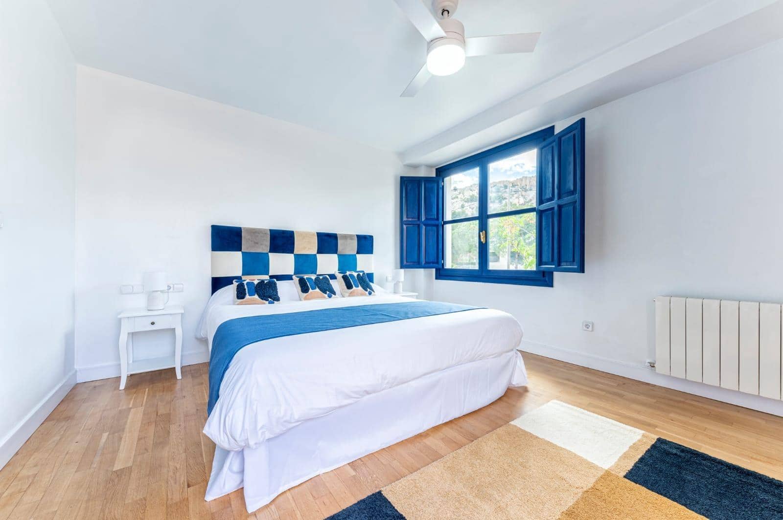 8 soveværelse Villa til salg i Alicante by med swimmingpool garage - € 1.400.000 (Ref: 9276599)