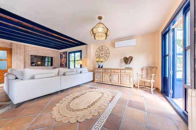 8 soveværelse Villa til salg i Vistahermosa, Alicante by med swimmingpool garage - € 1.400.000 (Ref: 9276599)