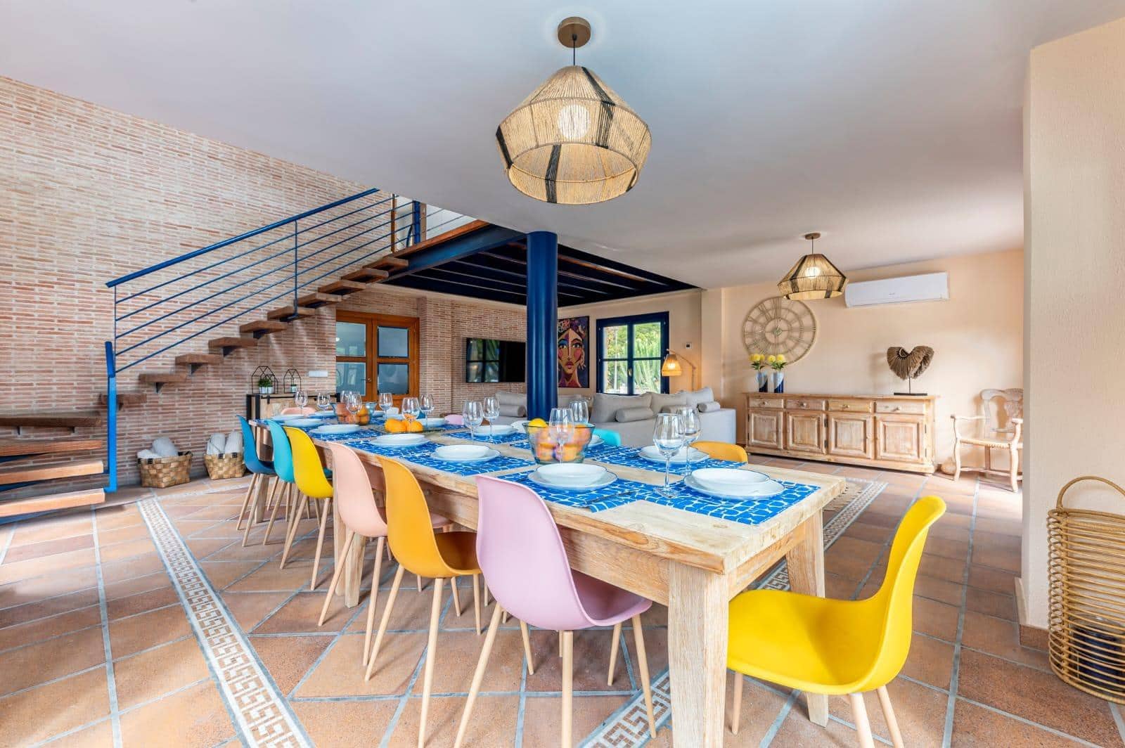 8 soveværelse Villa til salg i Alicante by med swimmingpool garage - € 1.400.000 (Ref: 9276599)