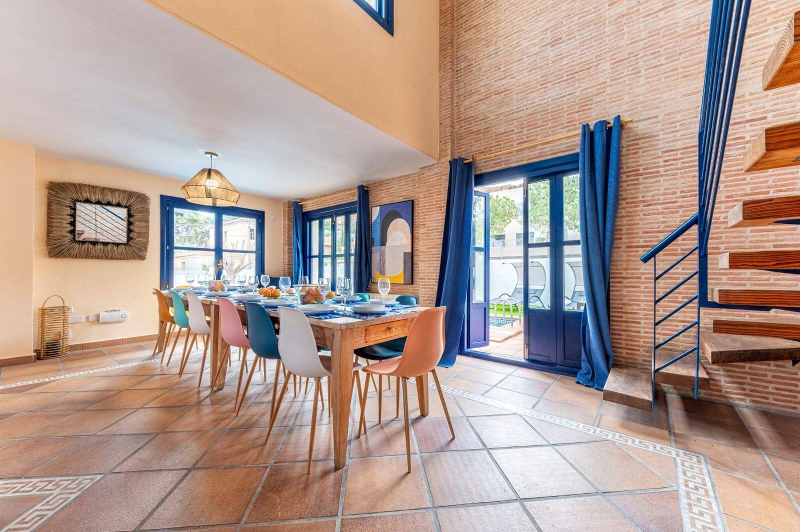 8 soveværelse Villa til salg i Alicante by med swimmingpool garage - € 1.400.000 (Ref: 9276599)